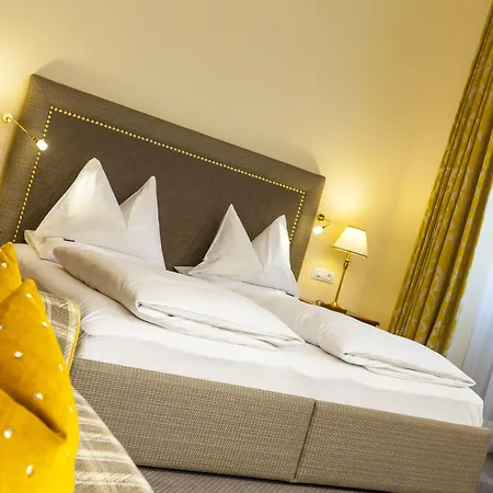 Parkhotel - Traditional Luxury 4* Graz