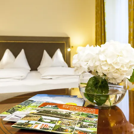 Parkhotel - Traditional Luxury Szálloda