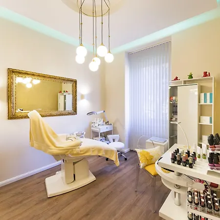 Parkhotel - Traditional Luxury 4*