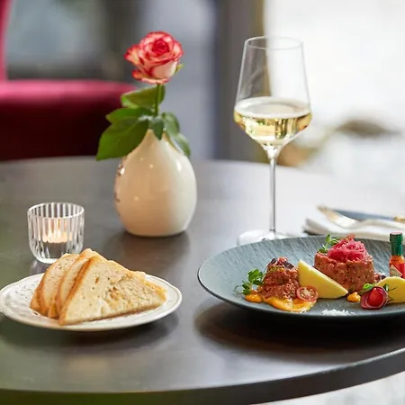 Hotel Parkhotel - Traditional Luxury