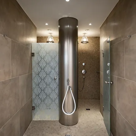 فندق Parkhotel - Traditional Luxury