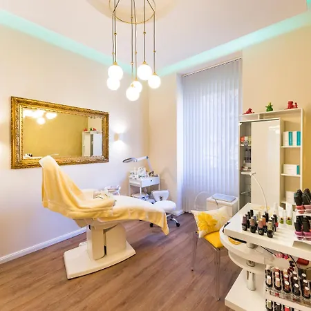 Parkhotel - Traditional Luxury 4*