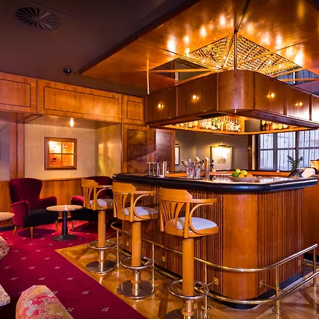 فندق Parkhotel - Traditional Luxury