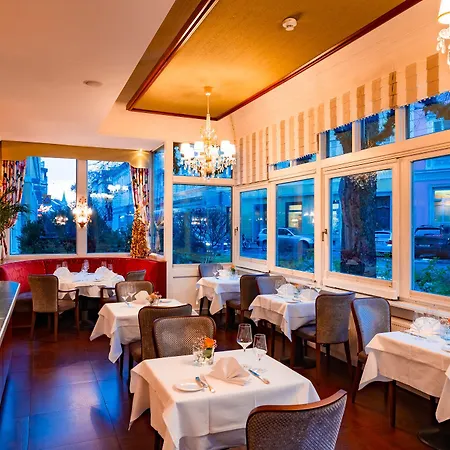 Hotel Parkhotel - Traditional Luxury