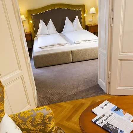 Parkhotel - Traditional Luxury Hotel Graz