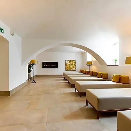 Parkhotel - Traditional Luxury