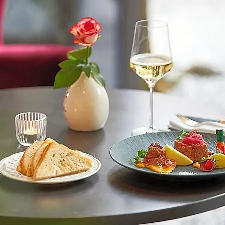 Parkhotel - Traditional Luxury Graz