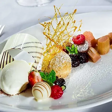 Parkhotel - Traditional Luxury