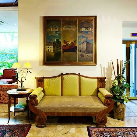 Parkhotel - Traditional Luxury Hotel