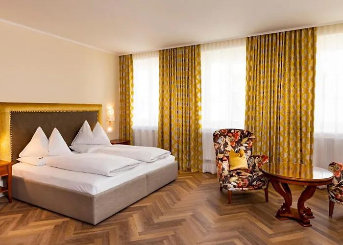 Parkhotel - Traditional Luxury 4*