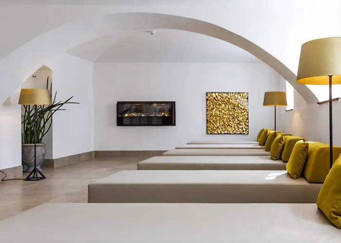 Hotel Parkhotel - Traditional Luxury 4*